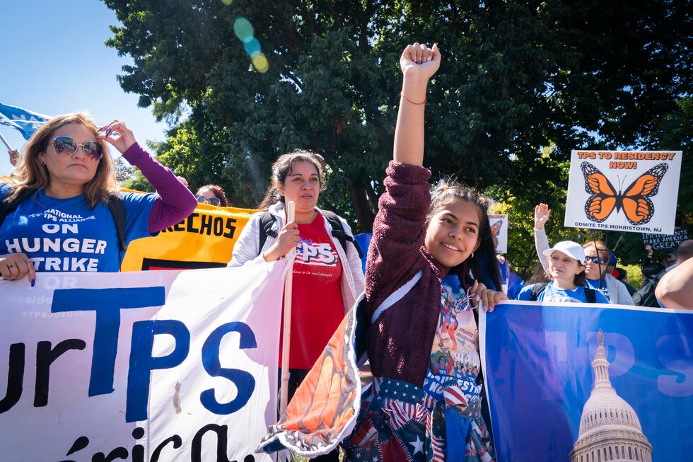 TPS de El Salvador llega a su fecha prevista de vencimiento.