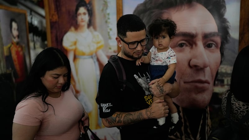 Arturo Suárez, un ciudadano venezolano enviado por Estados Unidos a El Salvador y...