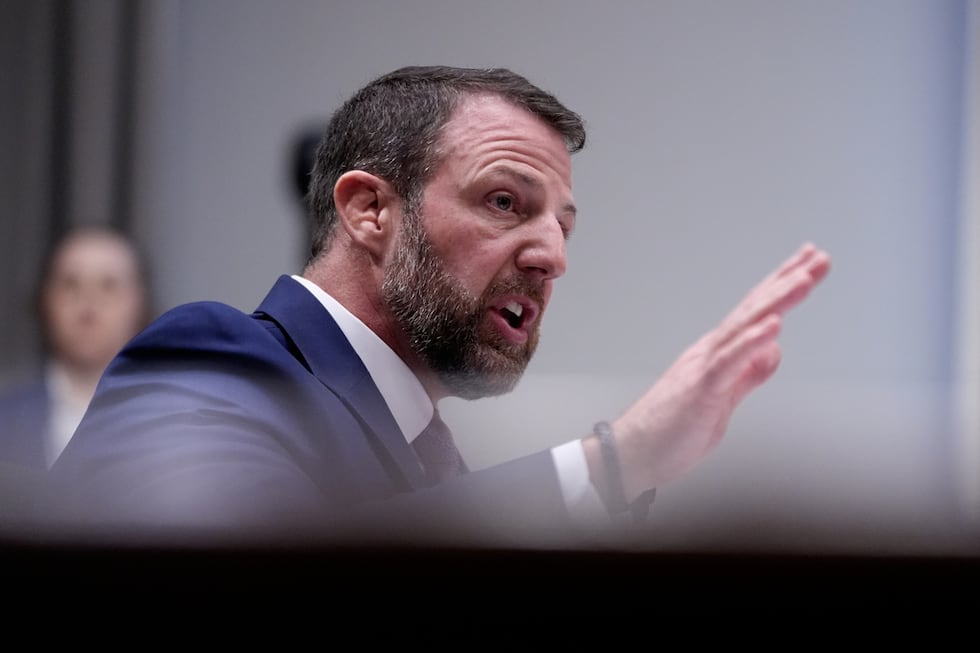 Markwayne Mullin, senador republicano por Oklahoma y nominado para ser secretario de Seguridad...