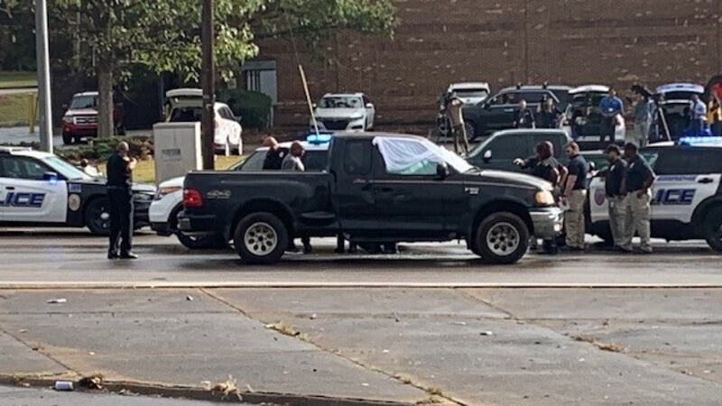 Enrique Cortés Martínez, de 45 años, fue encontrado desplomado en su camioneta la mañana del...