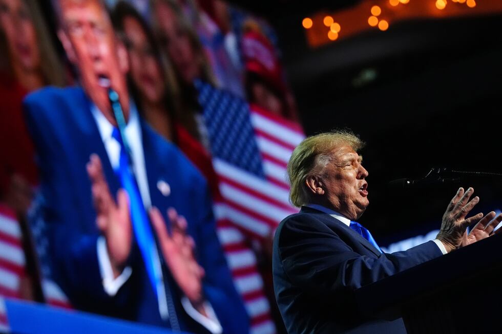 El presidente de EEUU, Donald Trump, pronuncia un discurso en la convención republicana, el...